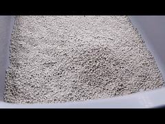 Bentonite cat litter 1